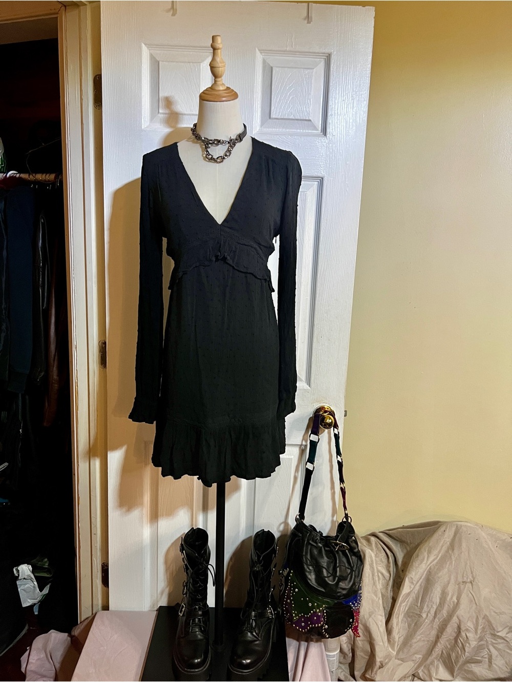 Paige Odelise Wms Black Crinkle Swiss Dot Long Sleeve Ruffle V Neck Mini Dress M